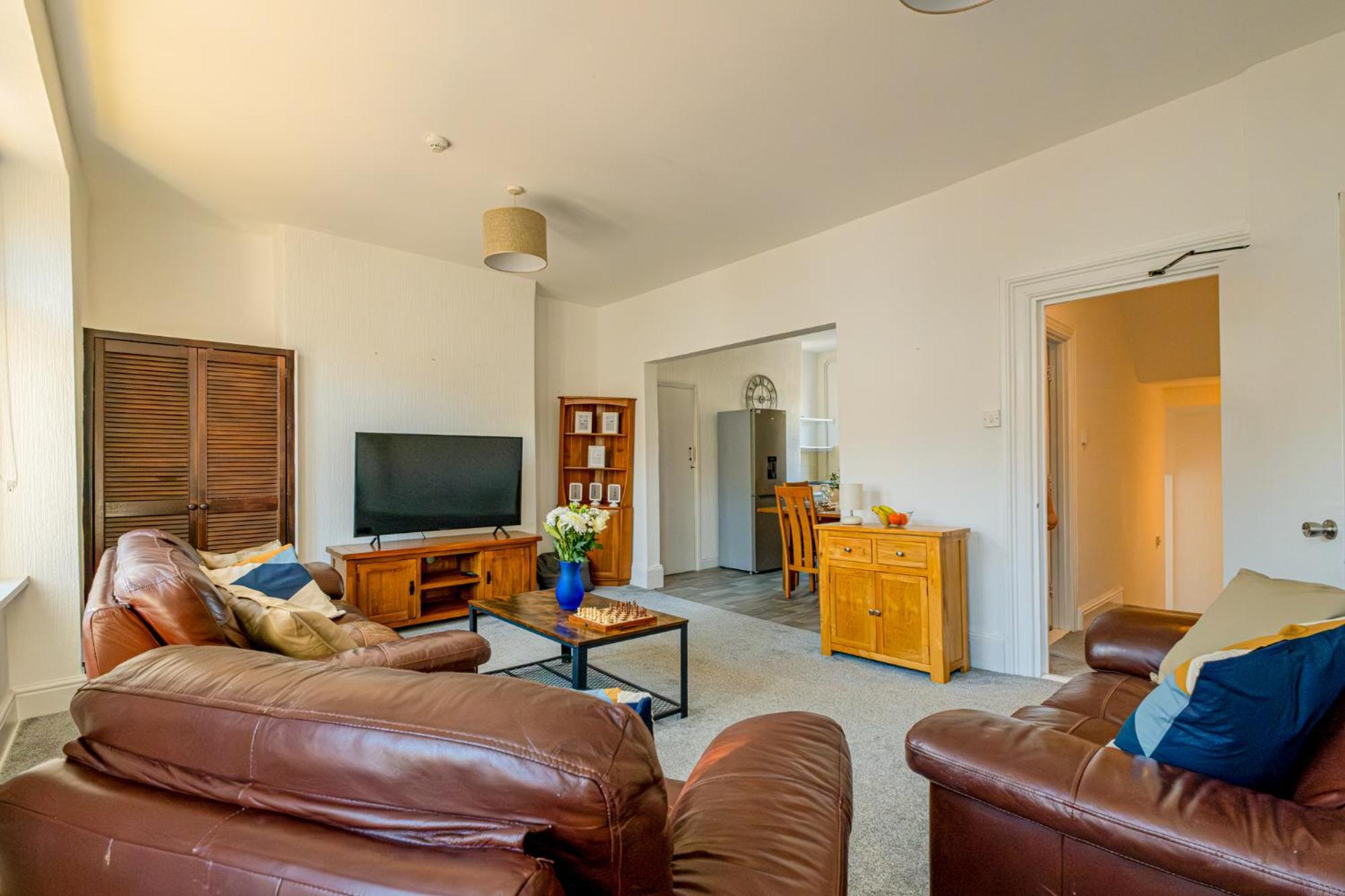 Castleview Coastal Comfort With 2 Parking Spaces Oystermouth Exterior foto