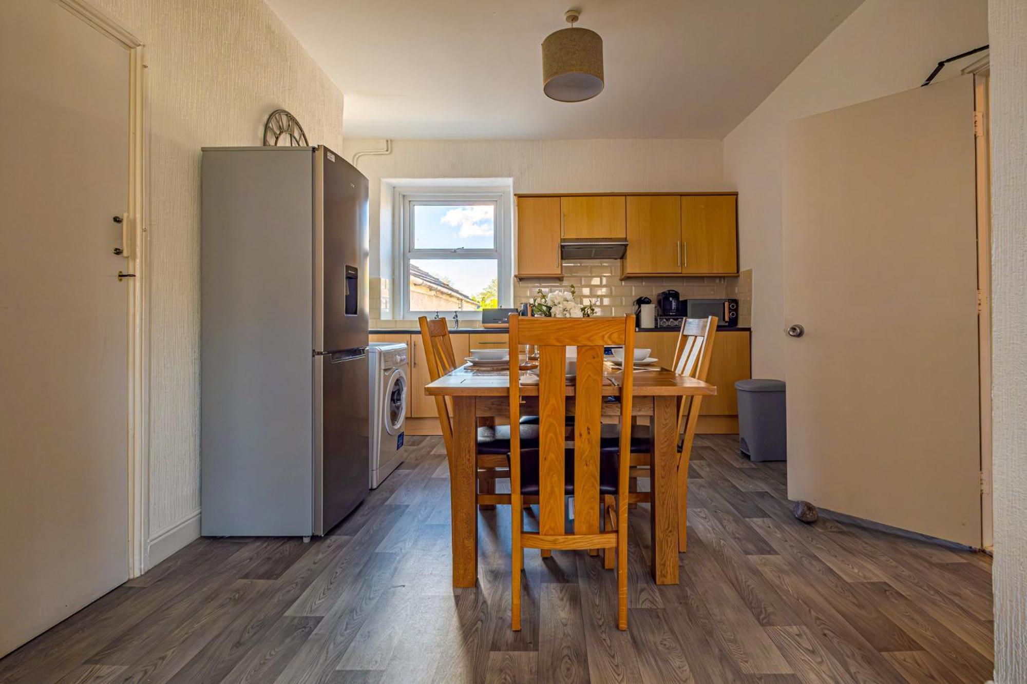 Castleview Coastal Comfort With 2 Parking Spaces Oystermouth Exterior foto