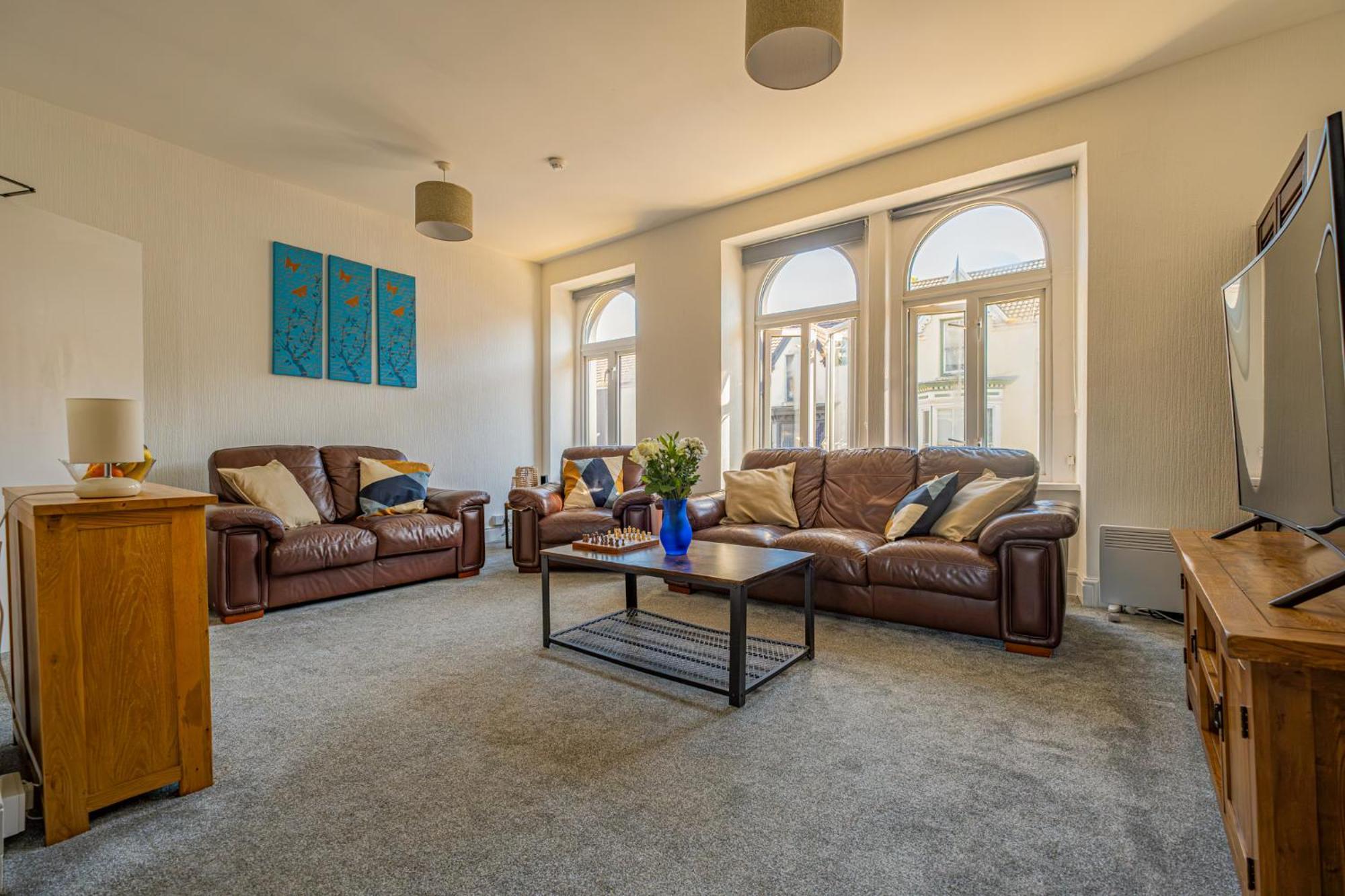 Castleview Coastal Comfort With 2 Parking Spaces Oystermouth Exterior foto